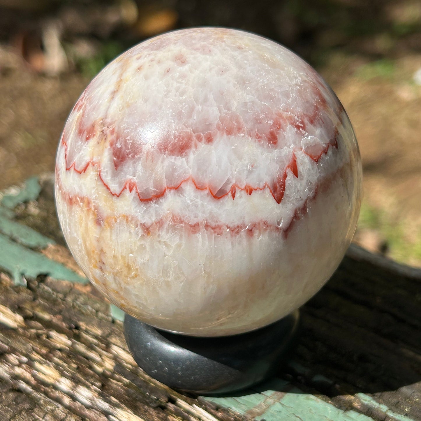 Dali Jasper Sphere